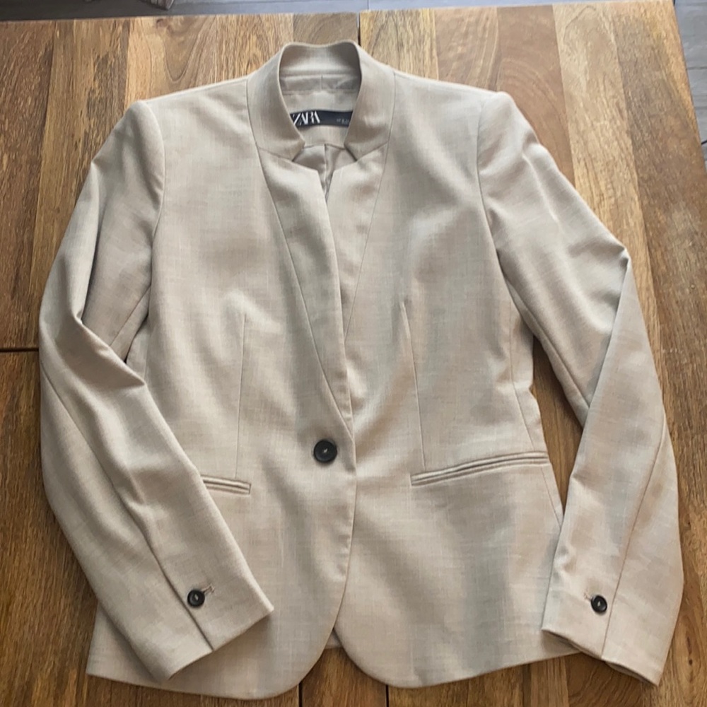 Zara inverted lapel blazer beige